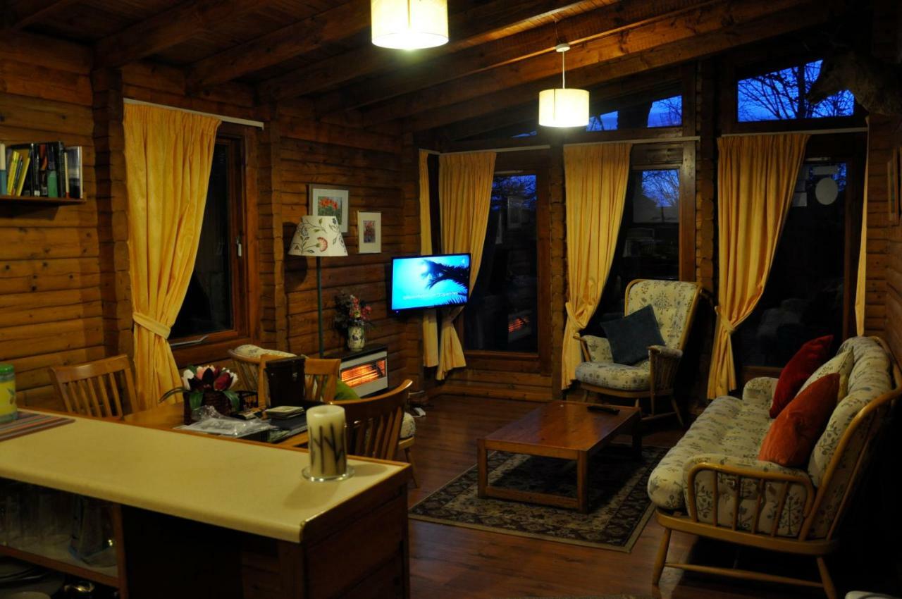 Country Retreats At Butterstone Dunkeld Exterior foto
